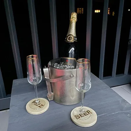 Coopers With Hot Tub مالتون